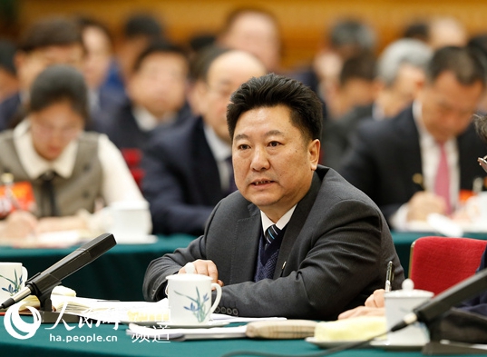 我院优秀校友河南省农业农村厅党组书记宋虎振在2019年全国两会期间向习总书记汇报工作